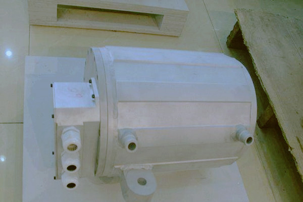 同步电机工作原理和结构分别是什么？